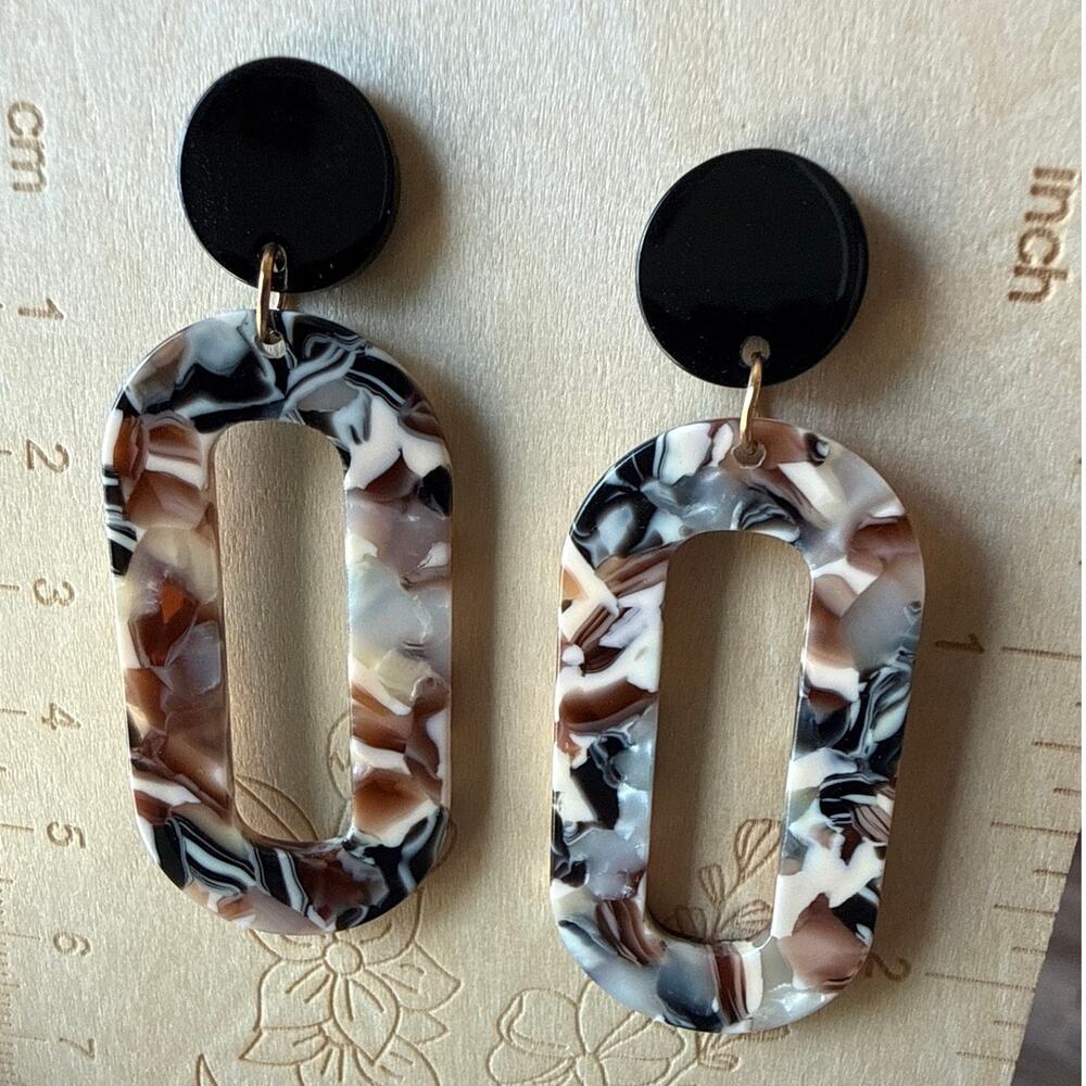 Urban Outfitters Marbled Acrylic Oval Hoop Earrings Dark Neutral Tones